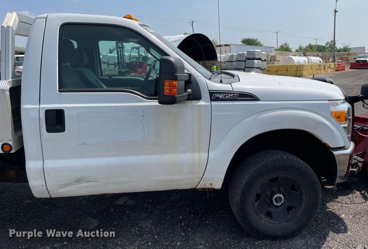 image for item DS8756 2012 Ford F350 Super Duty XL  flatbed pickup truck