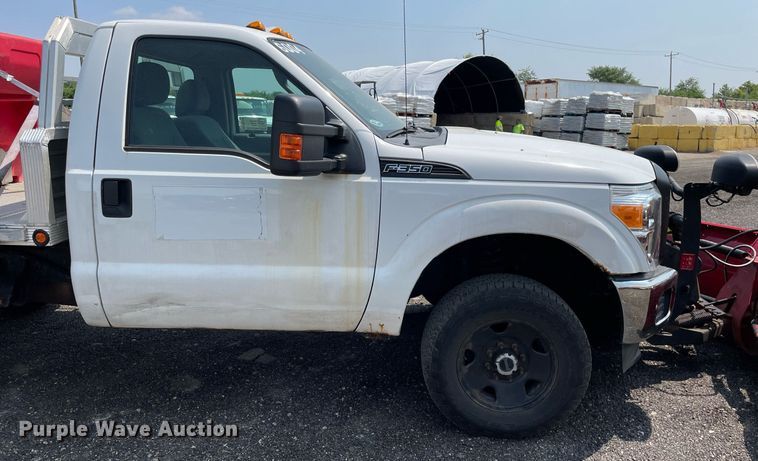 image for item DS8756 2012 Ford F350 Super Duty XL  flatbed pickup truck