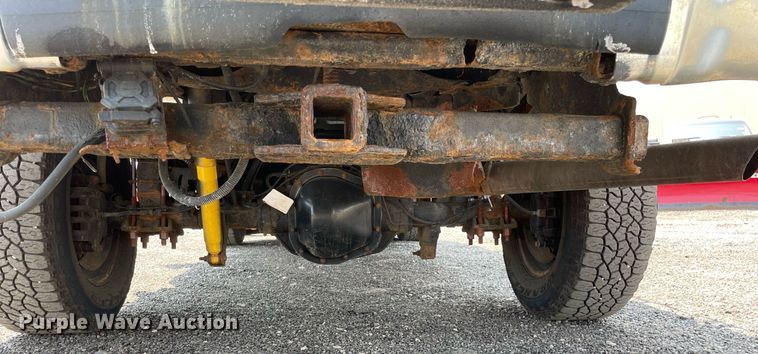 image for item DS8756 2012 Ford F350 Super Duty XL  flatbed pickup truck