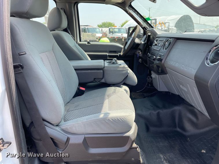 image for item DS8756 2012 Ford F350 Super Duty XL  flatbed pickup truck