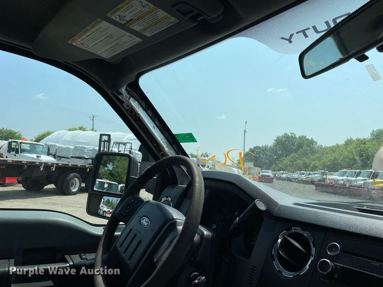 image for item DS8756 2012 Ford F350 Super Duty XL  flatbed pickup truck