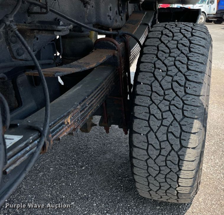 image for item DS8756 2012 Ford F350 Super Duty XL  flatbed pickup truck