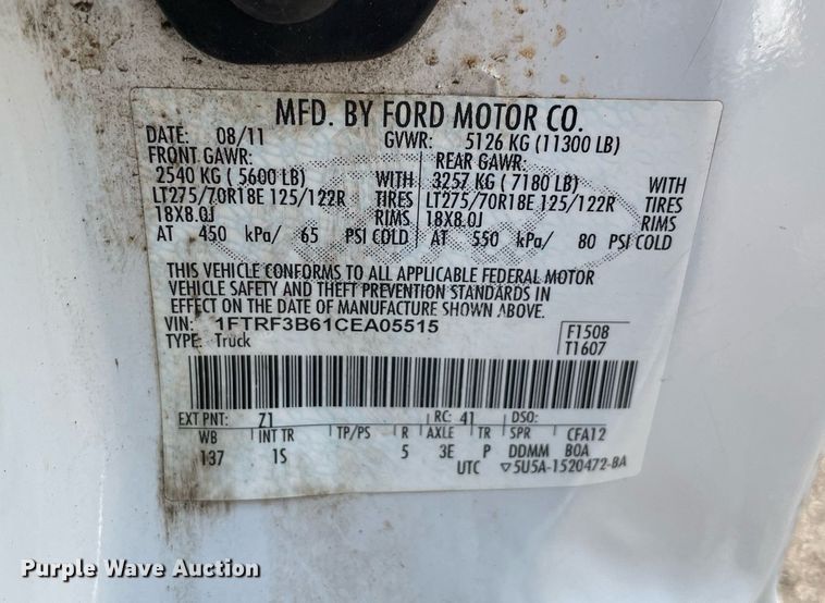 image for item DS8756 2012 Ford F350 Super Duty XL  flatbed pickup truck