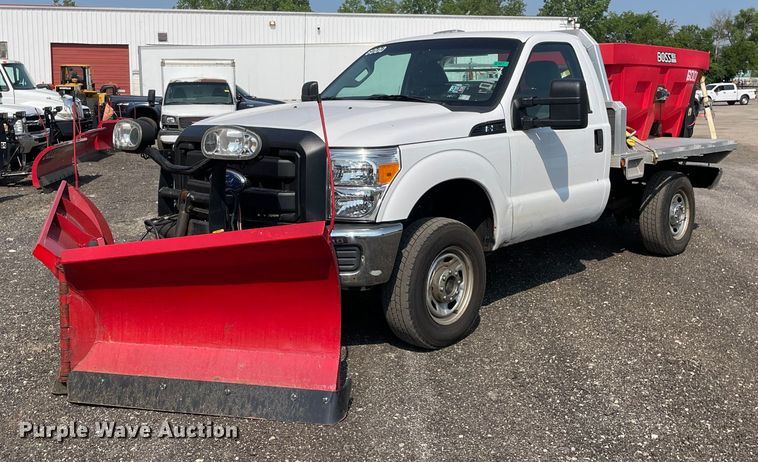 image for item DS8757 2012 Ford F250 Super Duty XL  flatbed pickup truck