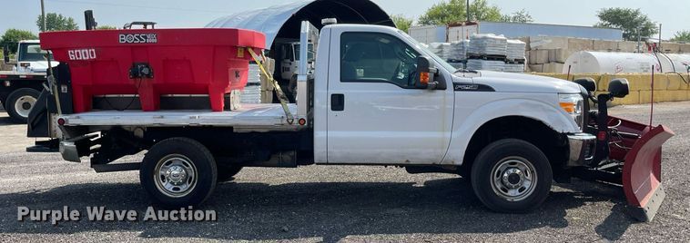 image for item DS8757 2012 Ford F250 Super Duty XL  flatbed pickup truck