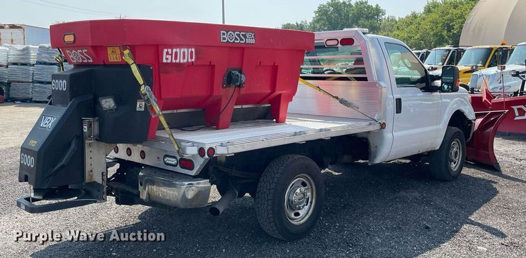 image for item DS8757 2012 Ford F250 Super Duty XL  flatbed pickup truck