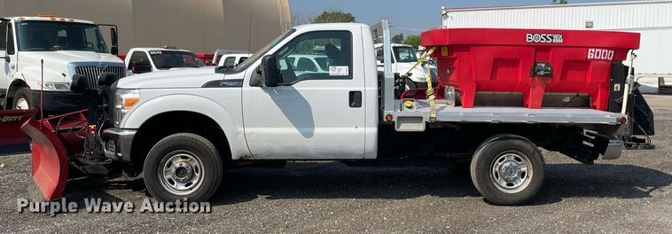 image for item DS8757 2012 Ford F250 Super Duty XL  flatbed pickup truck