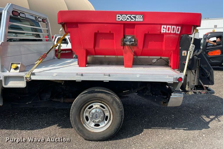 image for item DS8757 2012 Ford F250 Super Duty XL  flatbed pickup truck