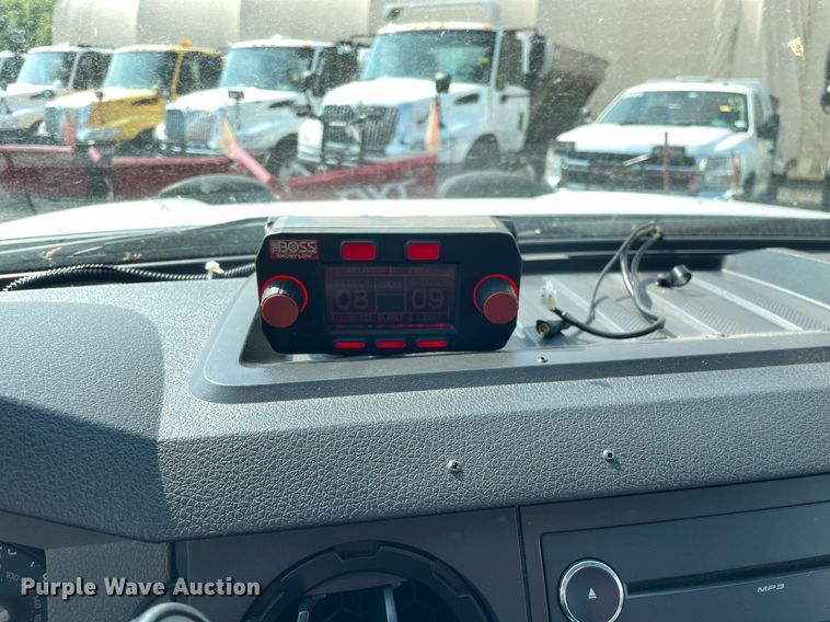 image for item DS8757 2012 Ford F250 Super Duty XL  flatbed pickup truck