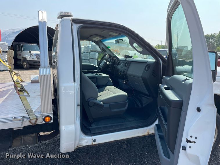 image for item DS8757 2012 Ford F250 Super Duty XL  flatbed pickup truck