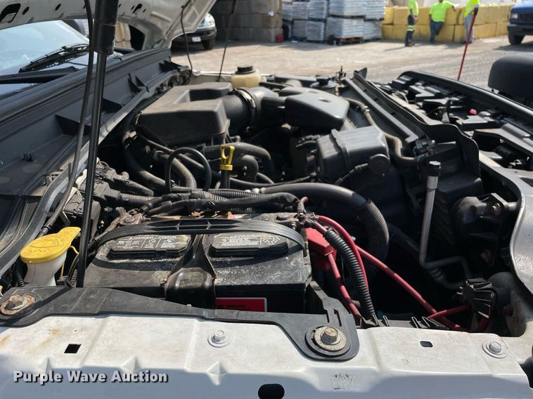 image for item DS8757 2012 Ford F250 Super Duty XL  flatbed pickup truck