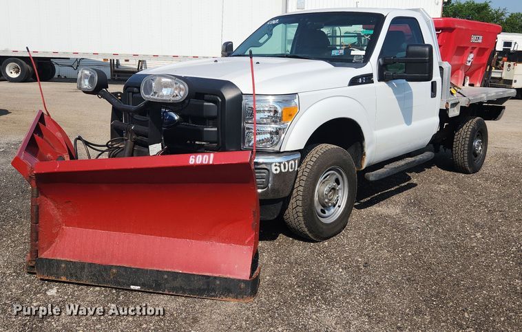 image for item DS8758 2012 Ford F250 Super Duty XL  flatbed pickup truck