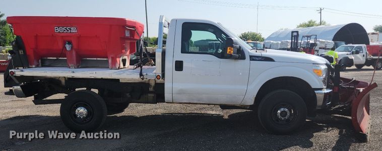 image for item DS8758 2012 Ford F250 Super Duty XL  flatbed pickup truck