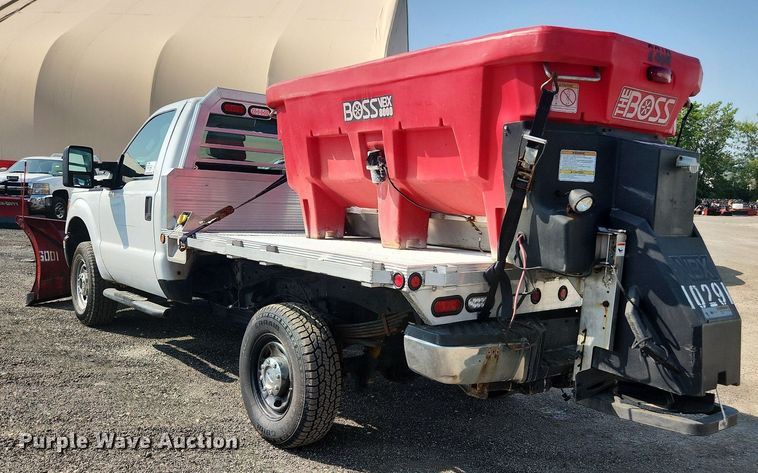 image for item DS8758 2012 Ford F250 Super Duty XL  flatbed pickup truck