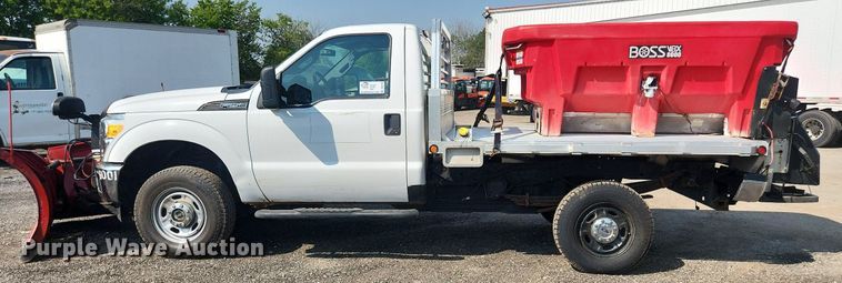 image for item DS8758 2012 Ford F250 Super Duty XL  flatbed pickup truck