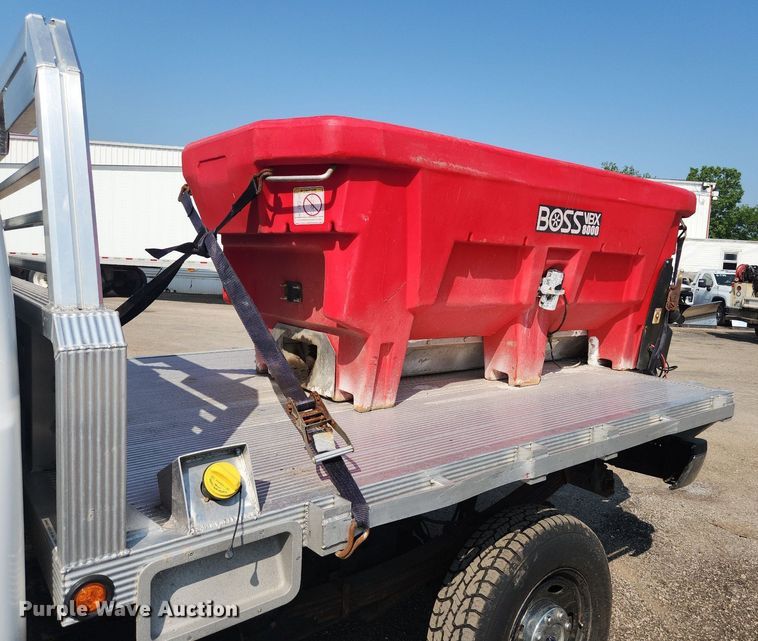 image for item DS8758 2012 Ford F250 Super Duty XL  flatbed pickup truck