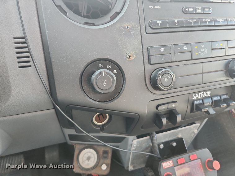 image for item DS8758 2012 Ford F250 Super Duty XL  flatbed pickup truck