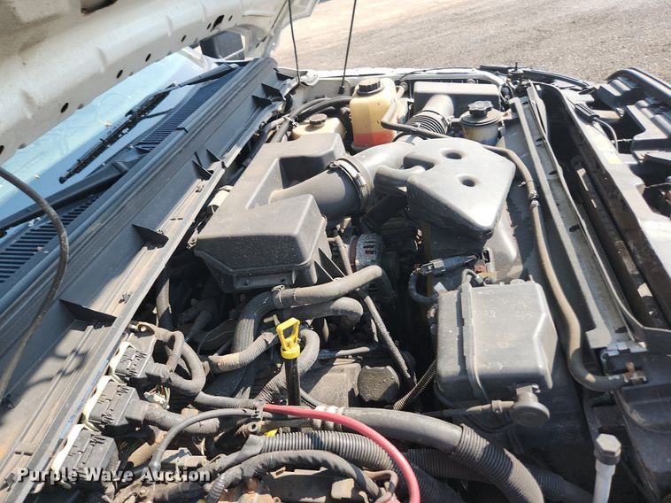 image for item DS8758 2012 Ford F250 Super Duty XL  flatbed pickup truck