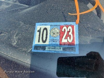 image for item DS8758 2012 Ford F250 Super Duty XL  flatbed pickup truck