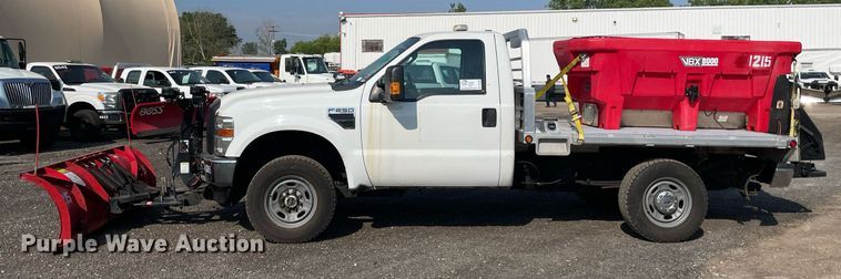image for item DS8760 2010 Ford F250 Super Duty XL  flatbed pickup truck