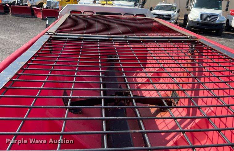 image for item DS8760 2010 Ford F250 Super Duty XL  flatbed pickup truck