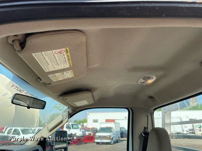 image for item DS8760 2010 Ford F250 Super Duty XL  flatbed pickup truck