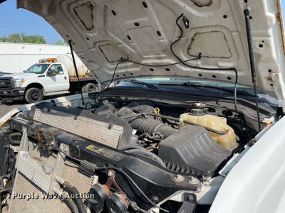 image for item DS8760 2010 Ford F250 Super Duty XL  flatbed pickup truck