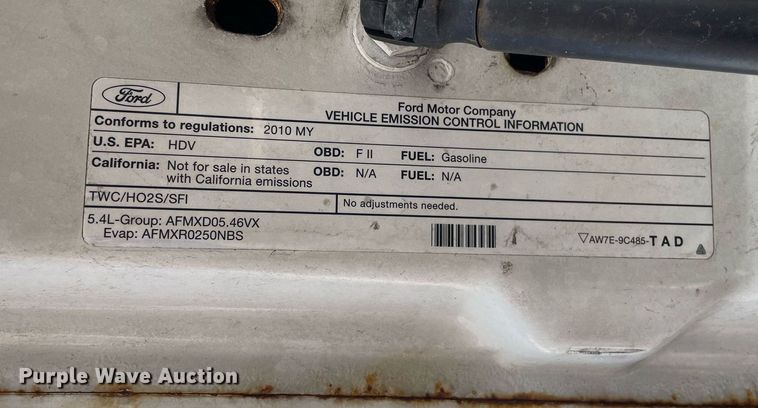 image for item DS8760 2010 Ford F250 Super Duty XL  flatbed pickup truck