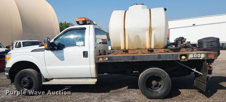 image for item DS8761 2011 Ford F350 Super Duty XL  flatbed pickup truck