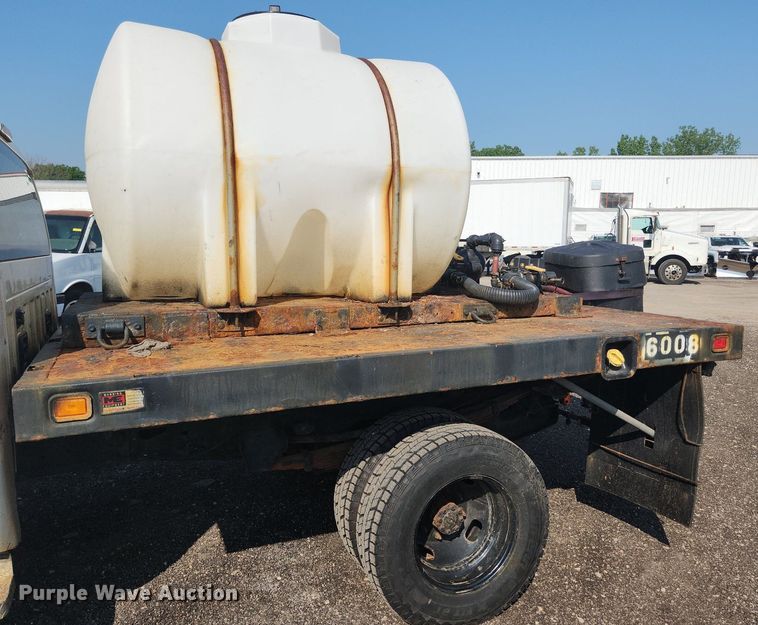 image for item DS8761 2011 Ford F350 Super Duty XL  flatbed pickup truck