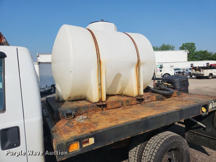 image for item DS8761 2011 Ford F350 Super Duty XL  flatbed pickup truck