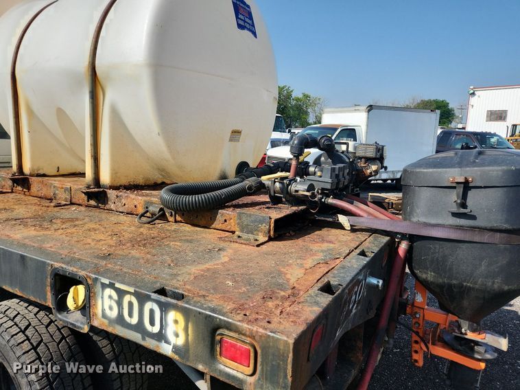 image for item DS8761 2011 Ford F350 Super Duty XL  flatbed pickup truck