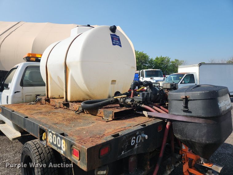 image for item DS8761 2011 Ford F350 Super Duty XL  flatbed pickup truck