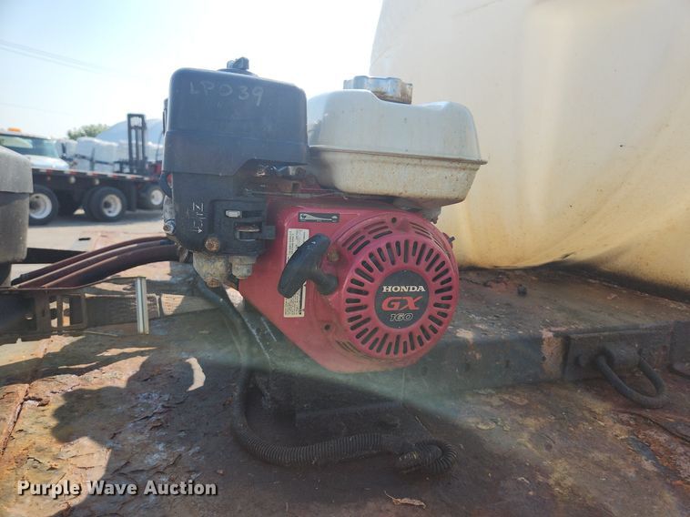 image for item DS8761 2011 Ford F350 Super Duty XL  flatbed pickup truck