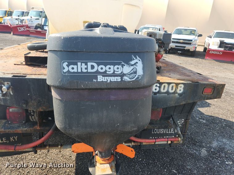 image for item DS8761 2011 Ford F350 Super Duty XL  flatbed pickup truck