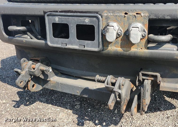 image for item DS8761 2011 Ford F350 Super Duty XL  flatbed pickup truck