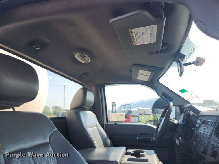 image for item DS8761 2011 Ford F350 Super Duty XL  flatbed pickup truck