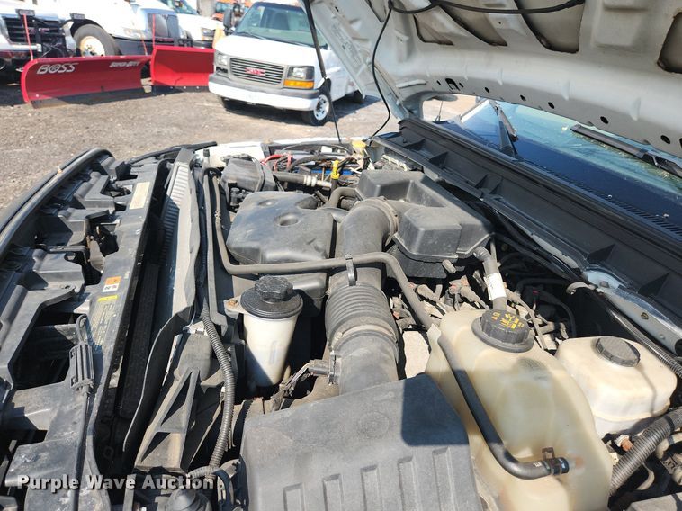 image for item DS8761 2011 Ford F350 Super Duty XL  flatbed pickup truck