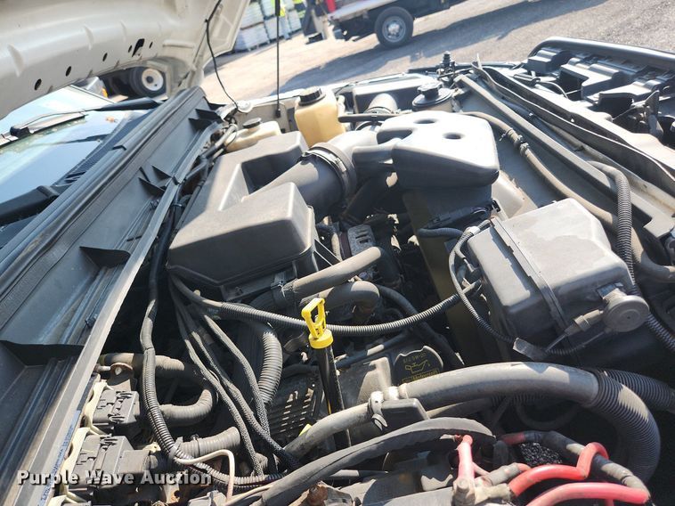 image for item DS8761 2011 Ford F350 Super Duty XL  flatbed pickup truck