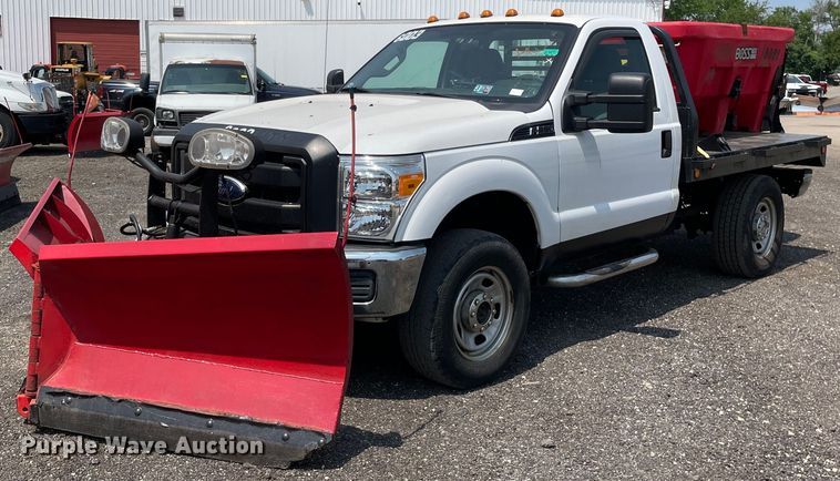 image for item DS8762 2012 Ford F350 Super Duty XL  flatbed pickup truck