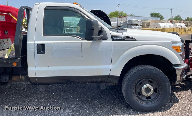 image for item DS8762 2012 Ford F350 Super Duty XL  flatbed pickup truck