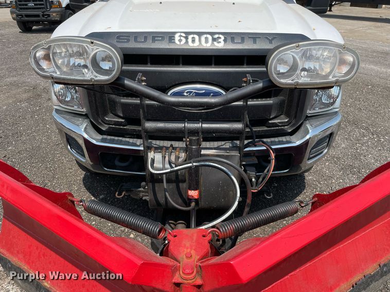 image for item DS8762 2012 Ford F350 Super Duty XL  flatbed pickup truck