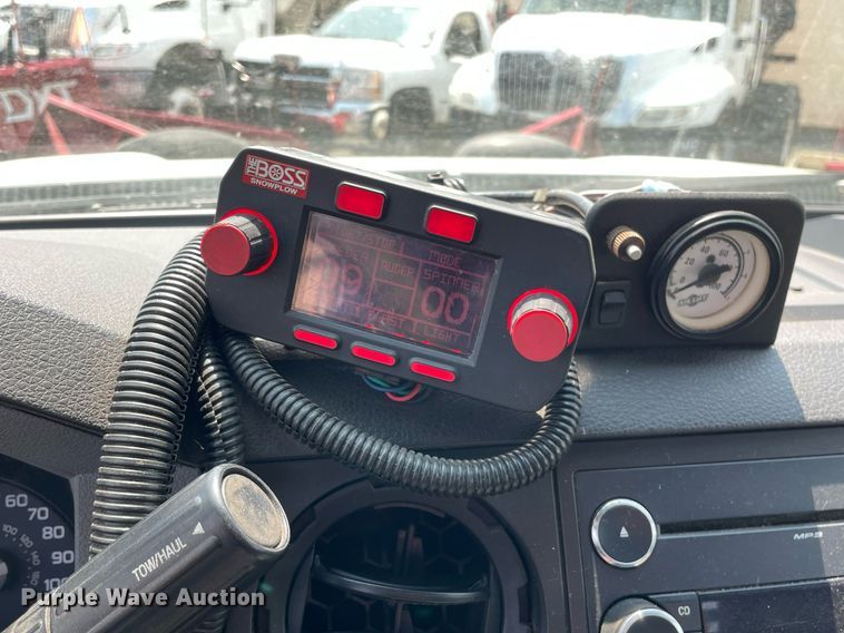 image for item DS8762 2012 Ford F350 Super Duty XL  flatbed pickup truck