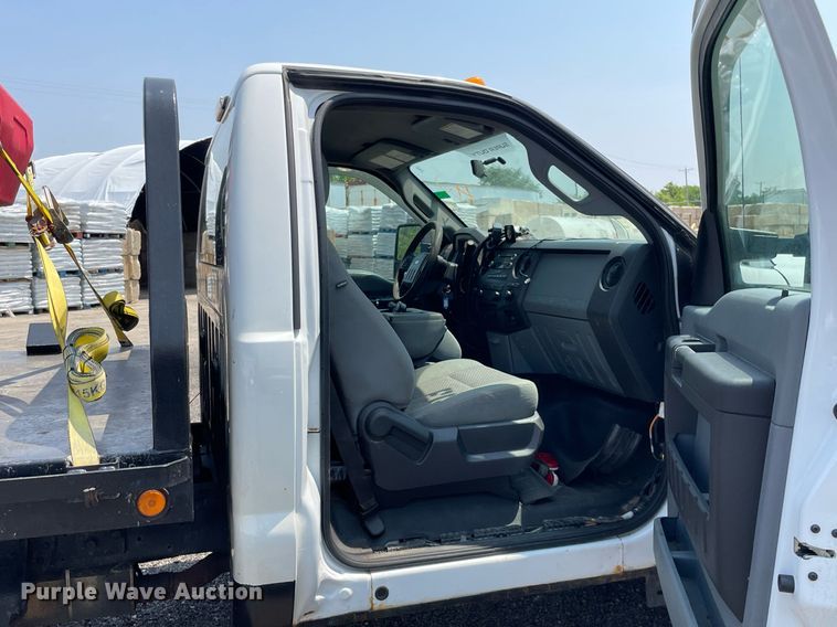 image for item DS8762 2012 Ford F350 Super Duty XL  flatbed pickup truck