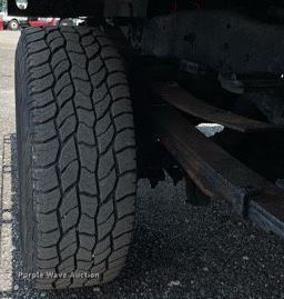 image for item DS8762 2012 Ford F350 Super Duty XL  flatbed pickup truck