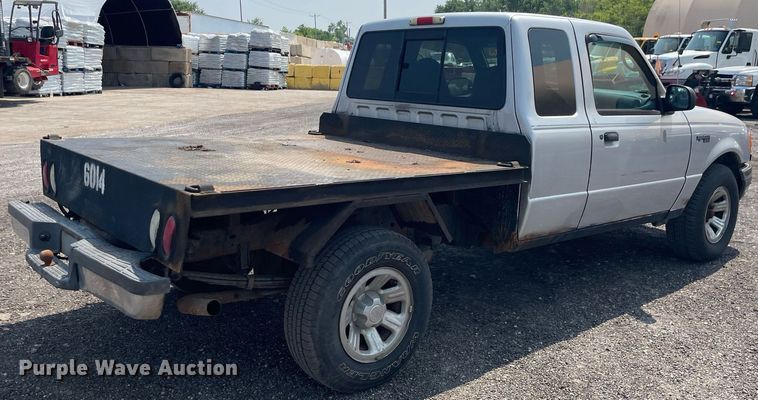 image for item DS8763 2003 Ford Ranger XLT  SuperCab flatbed pickup truck