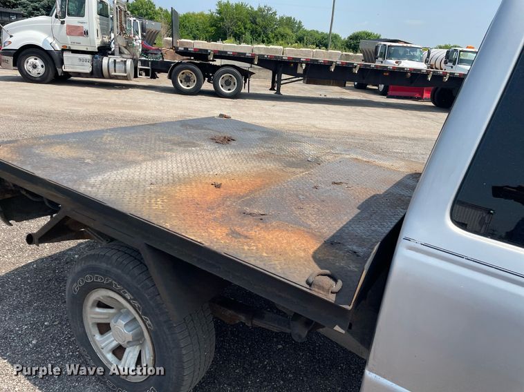 image for item DS8763 2003 Ford Ranger XLT  SuperCab flatbed pickup truck