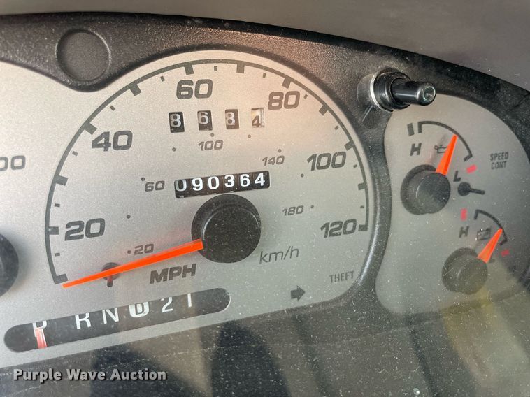 image for item DS8763 2003 Ford Ranger XLT  SuperCab flatbed pickup truck