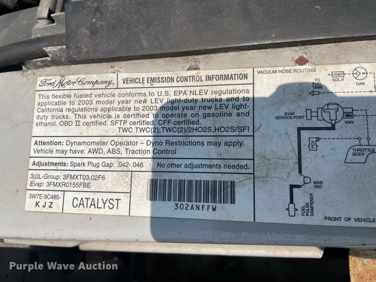 image for item DS8763 2003 Ford Ranger XLT  SuperCab flatbed pickup truck