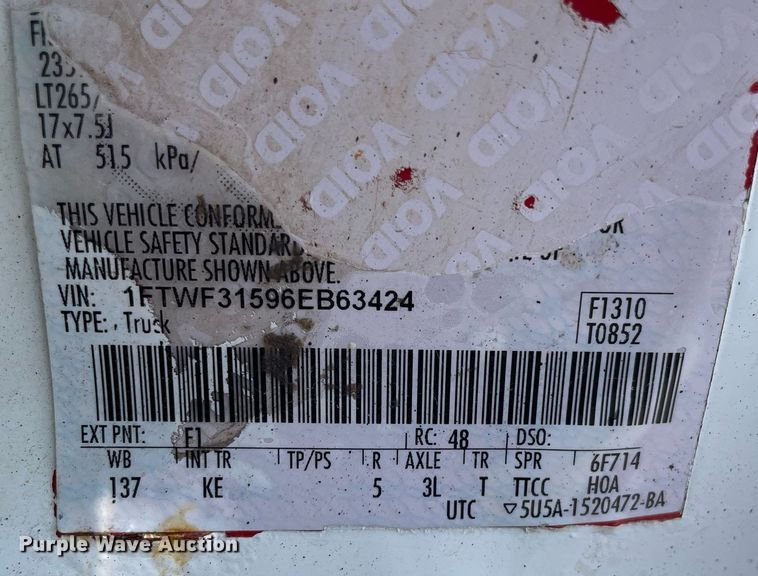 image for item DS8764 2006 Ford F350 Super Duty XL  flatbed pickup truck